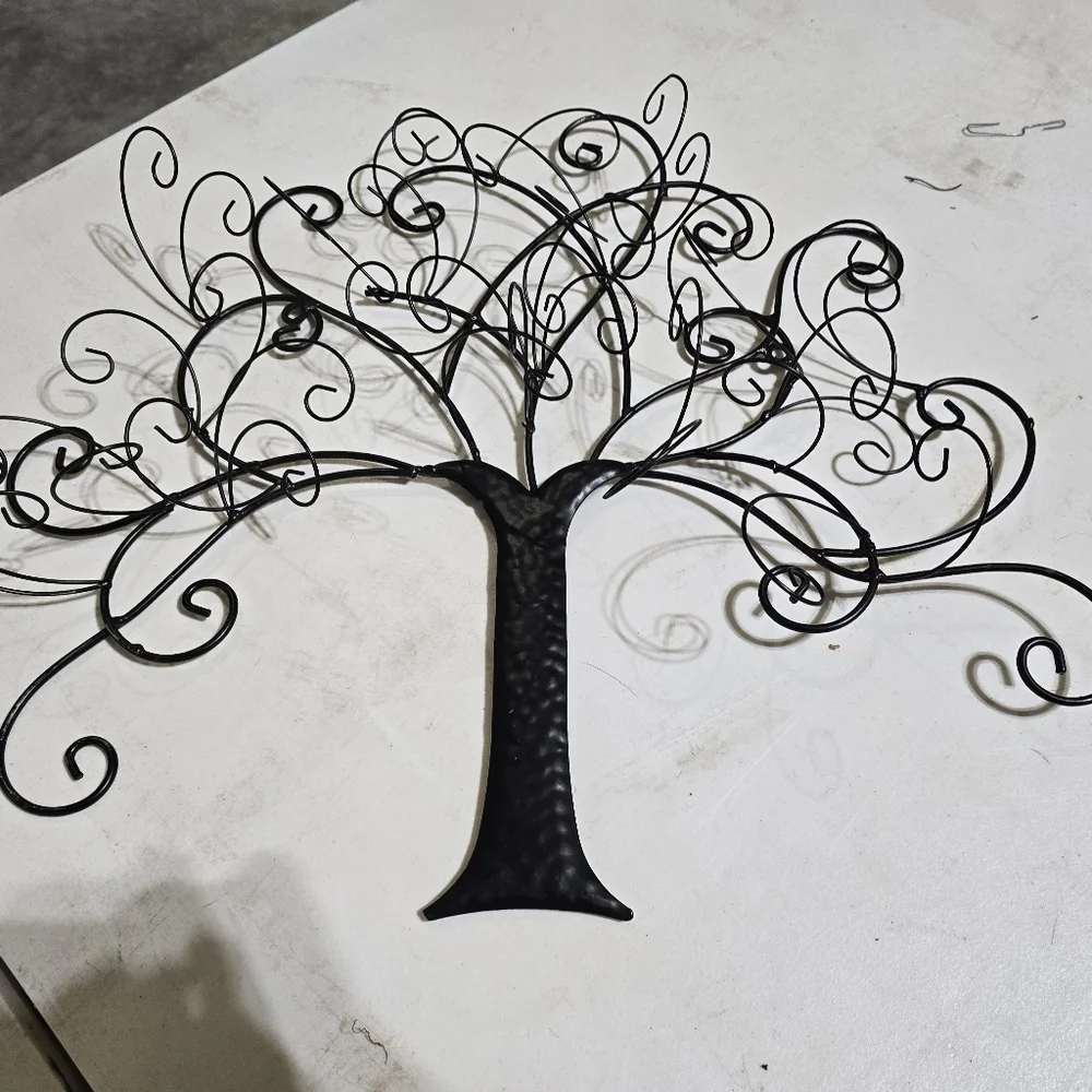 Black Metal Tree Wall Art, 18x16x3 - Picture 6 of 16